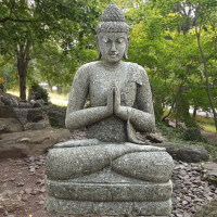 Buddha Figur Uluberia mit Anjali Mudra 3